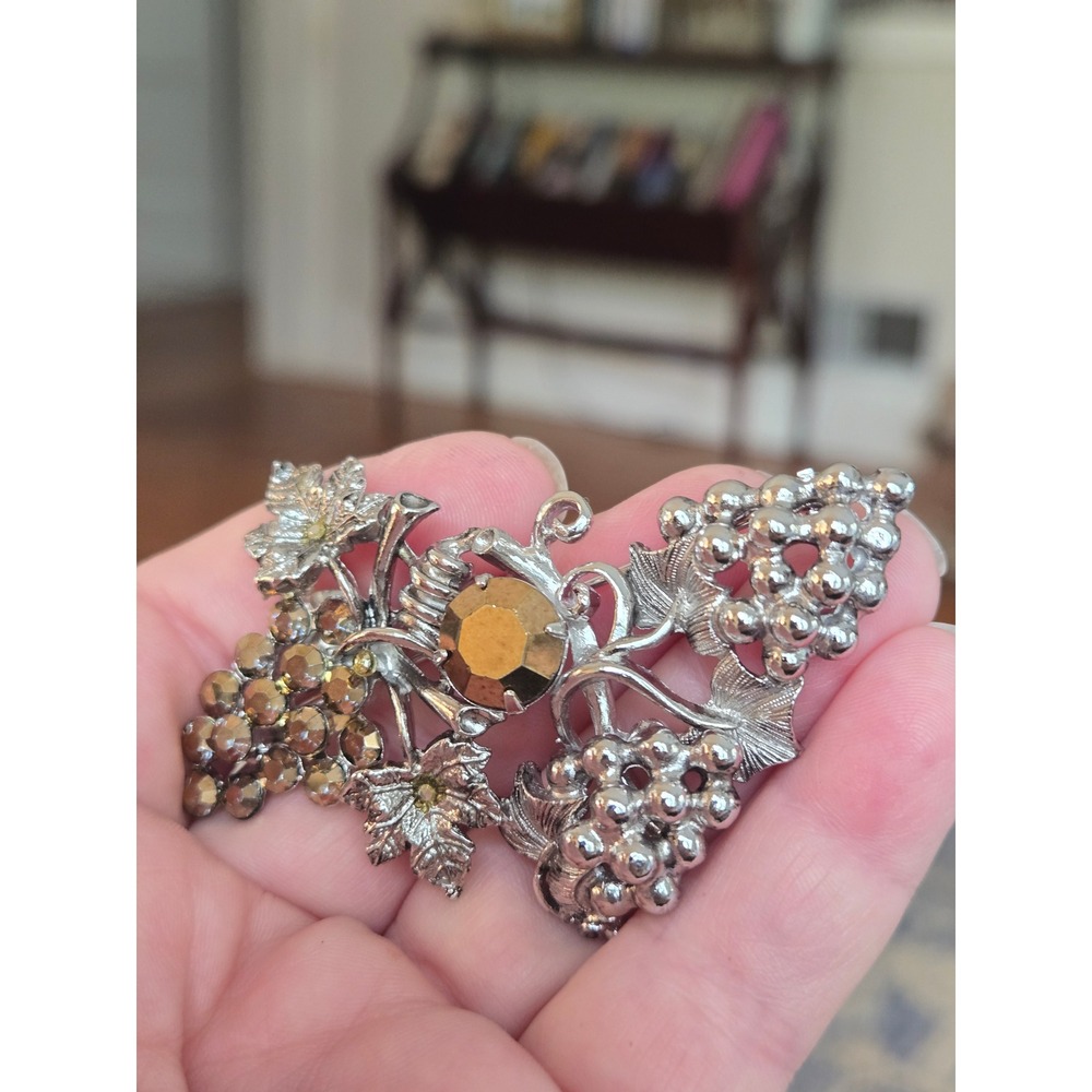 Kirk's Folly Silvertone Grapevine  Grape Cluster Brooch Vintage Statement